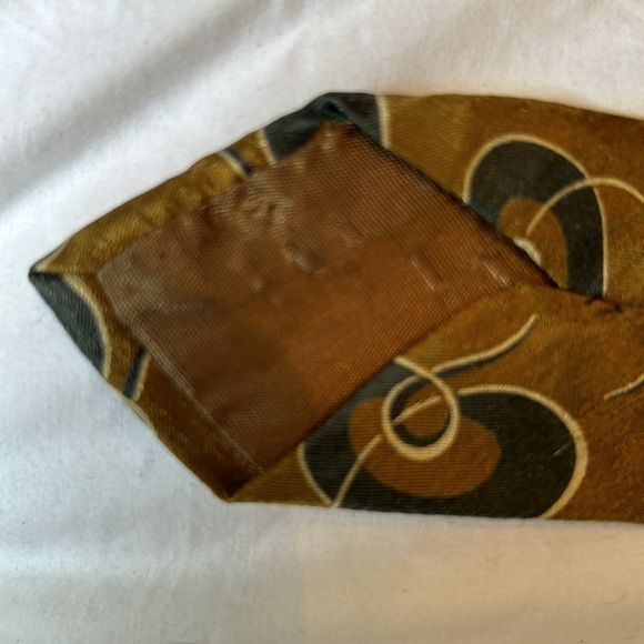 Giorgio Armani 80’s Patterned Tie - Picture 8 of 9